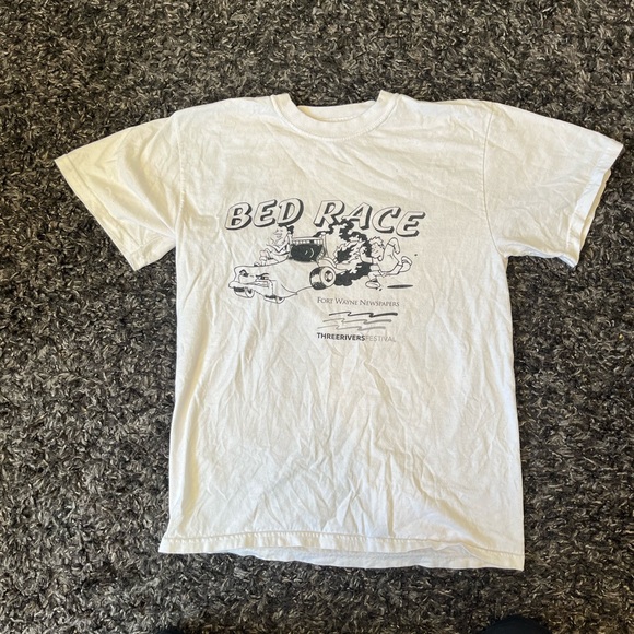 White Retro Vintage Graphic T-shirt - Picture 1 of 3